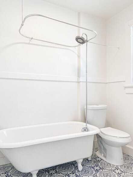 More Photos Of 2801 D St, Sacramento Apartments For Sale