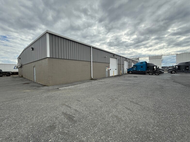 More Photos Of 1223 N Quebec St, Allentown Service For Lease