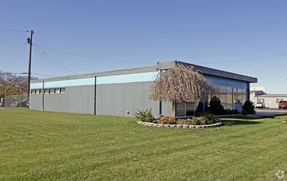 Primary Photo Of 2601 Stanley Ave, Dayton Office For Lease
