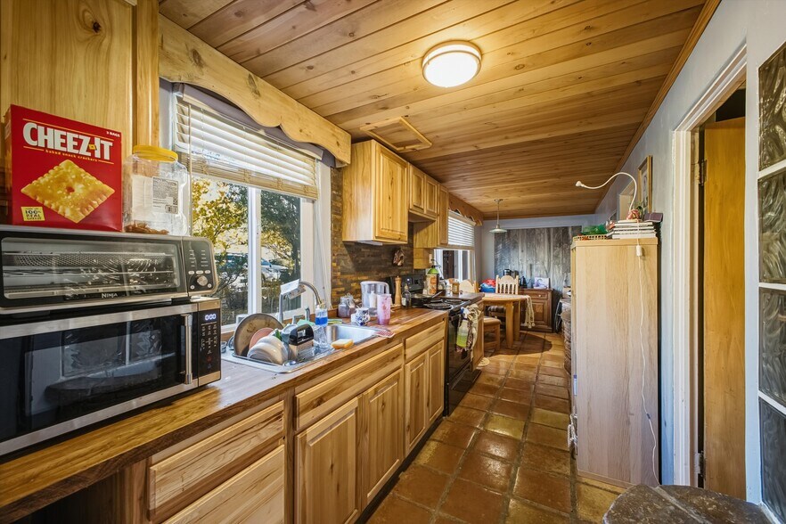 More Photos Of 24 Matisse Rd NE, Albuquerque Apartments For Sale