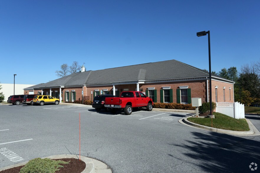 More Photos Of 1812 Baltimore Blvd, Westminster Office For Lease