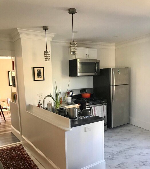 More Photos Of 1 North St, Portland Apartments For Lease