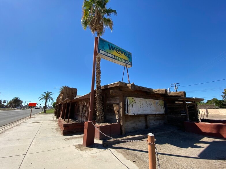 More Photos Of 621 S Brawley Ave, Brawley Restaurant For Sale