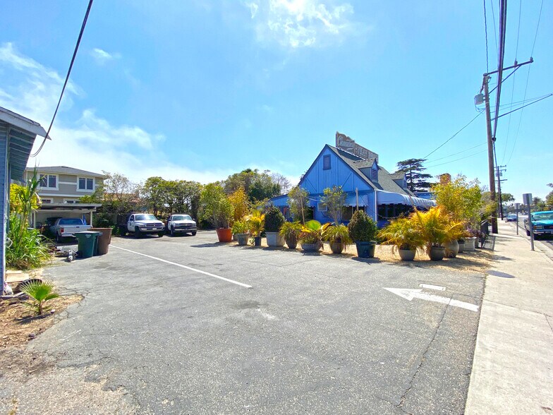More Photos Of 4631 Carpinteria Ave, Carpinteria Restaurant For Sale