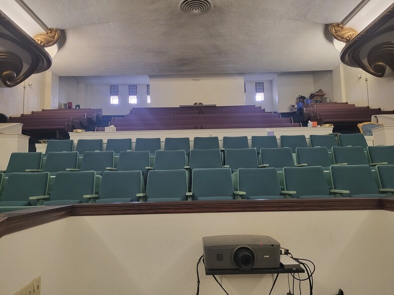 More Photos Of 308 N Main St, Santa Ana Religious Facility For Sale