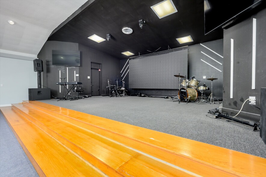 More Photos Of 6104 Polk Ave, Lakeland Religious Facility For Sale