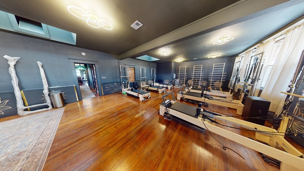 More Photos Of 114-118 S Park Ave, Sanford Storefront Retail Office For Sale