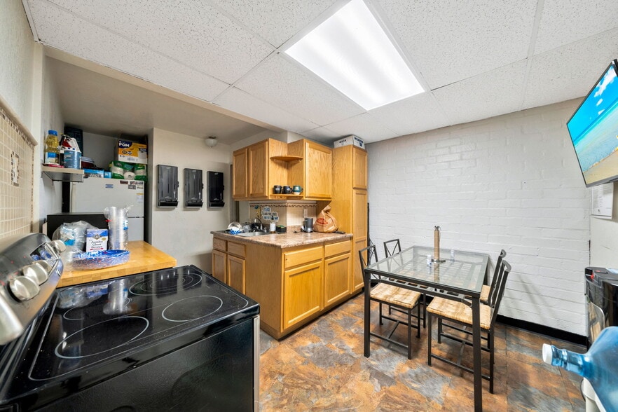 More Photos Of 1001 Goodrich Blvd, Commerce Warehouse For Sale