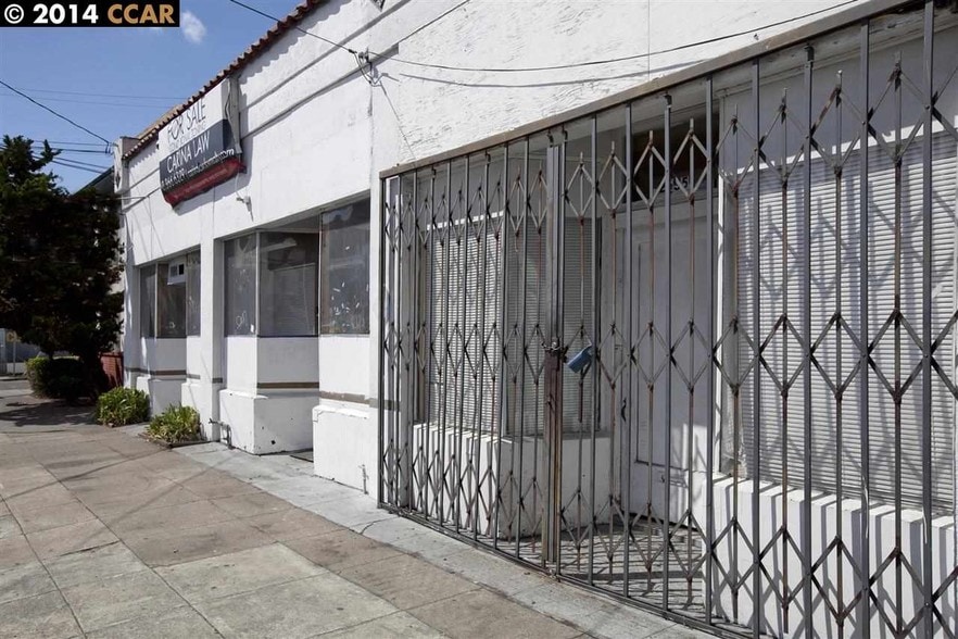 More Photos Of 2631-2635 Seminary Ave, Oakland Storefront Retail Office For Lease