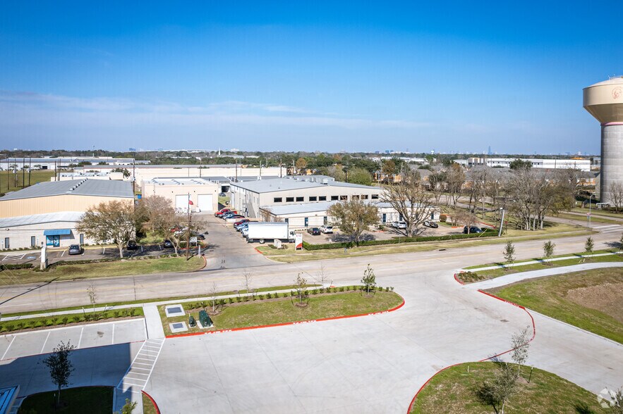 More Photos Of 10302 Mula Rd, Stafford Warehouse For Sale