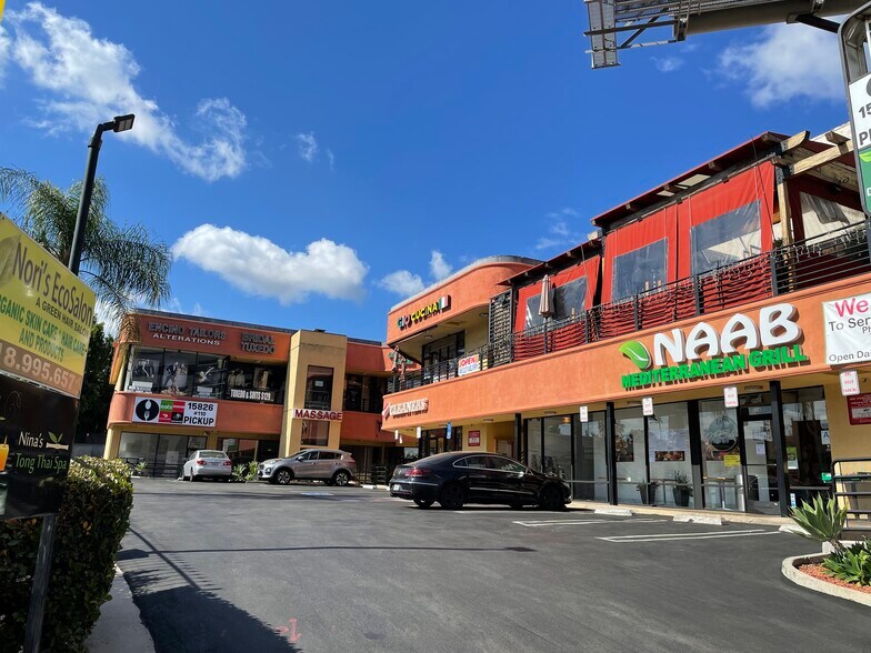 More Photos Of 15826 Ventura Blvd, Encino Unknown For Lease