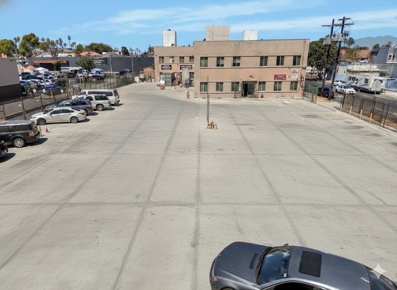 More Photos Of 1704 W Manchester Ave, Los Angeles Medical For Sale