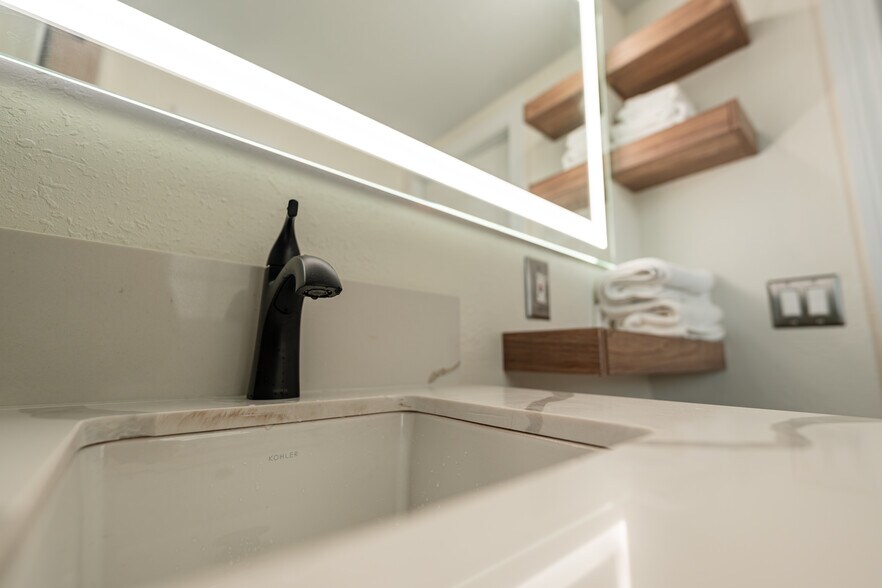 More Photos Of 2502 Tamarind Dr, Hutchinson Island Hotel For Sale