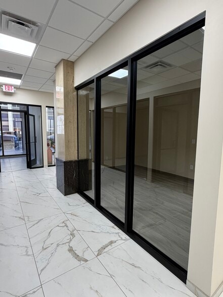 More Photos Of 320 Texas Ave, El Paso Office For Lease