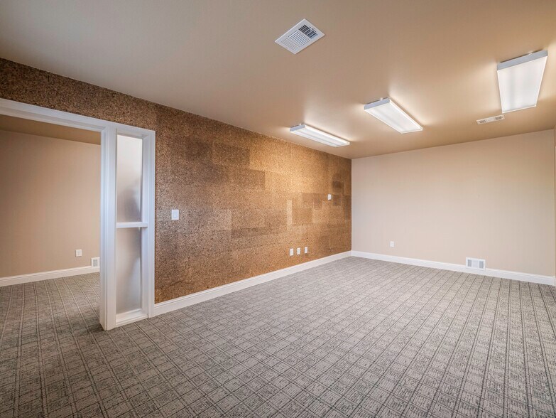 More Photos Of 1770-1780 License St, Casper Warehouse For Sale