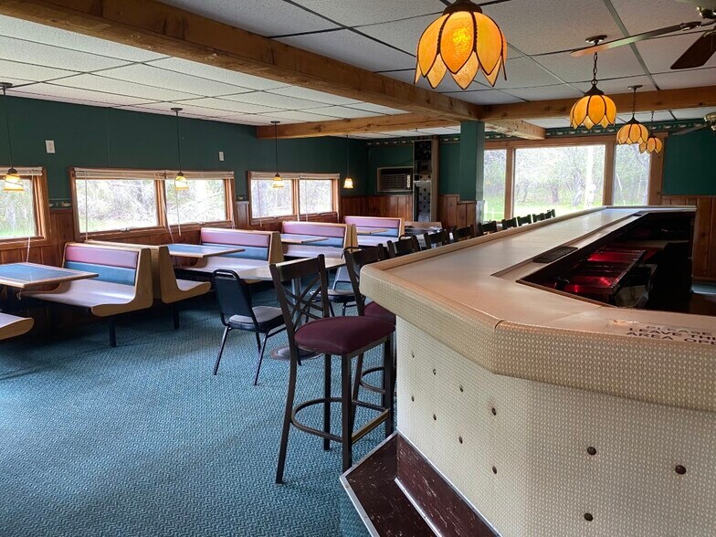 More Photos Of 1640 W US-2, Crystal Falls Restaurant For Sale