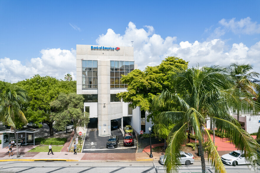 Primary Photo Of 930 Washington Ave, Miami Beach Office For Lease