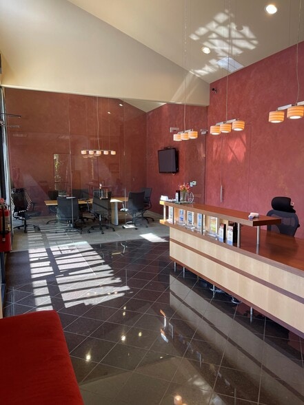 More Photos Of 4304 Redwood Hwy, San Rafael Office For Sale