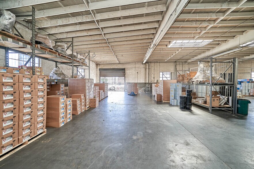 More Photos Of 5946 E Washington Blvd, Commerce Warehouse For Sale