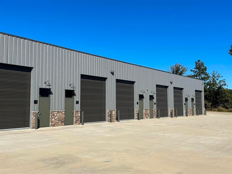 More Photos Of 1040 Park Ct, Greensboro Warehouse For Sale