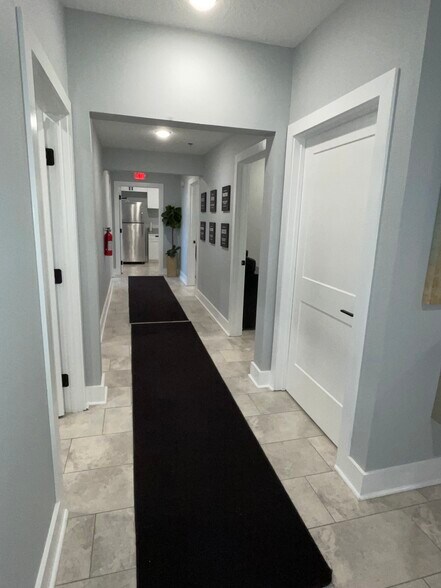 More Photos Of 2100 Ronald Reagan Blvd, Longwood Showroom For Lease