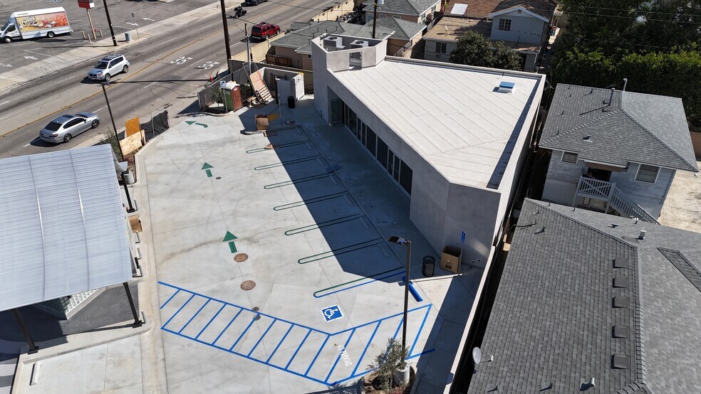 More Photos Of 887 N Glassell St, Orange Freestanding For Lease