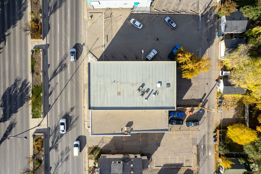 More Photos Of 818 16th Ave NW, Calgary Office For Lease