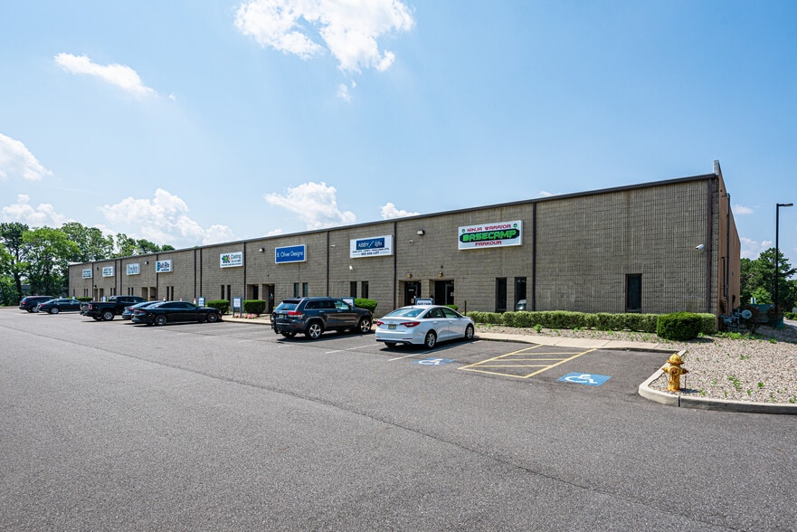 More Photos Of 1591 Route 37 W, Toms River Light Distribution For Lease