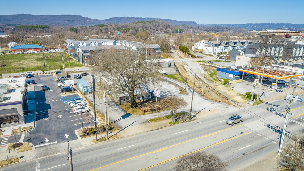 More Photos Of 3147 Broad St, Chattanooga Restaurant For Sale