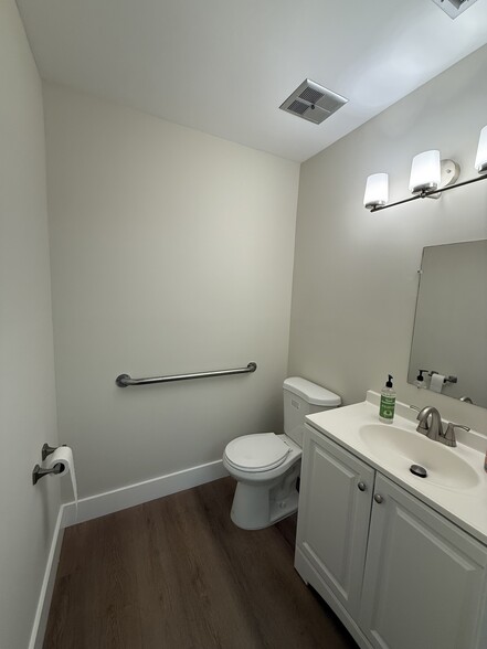 More Photos Of 6175 NW 153rd St, Miami Lakes Medical For Lease