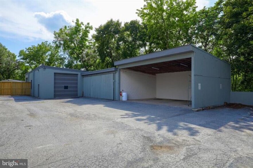 More Photos Of 938 Lititz Pike, Lititz Flex For Sale