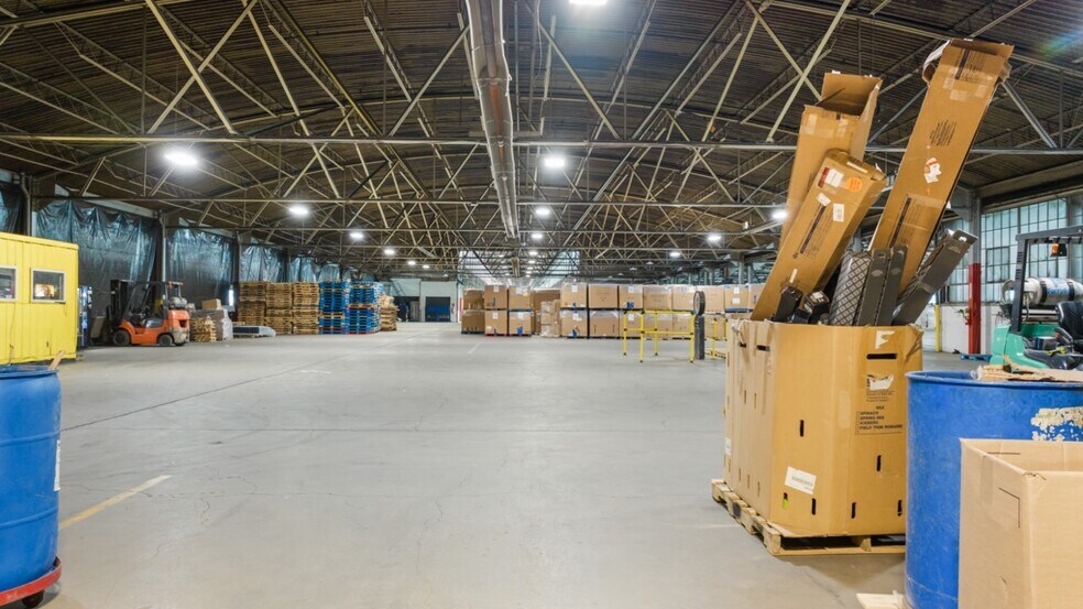 More Photos Of 16123 Armour St NE, Alliance Warehouse For Lease