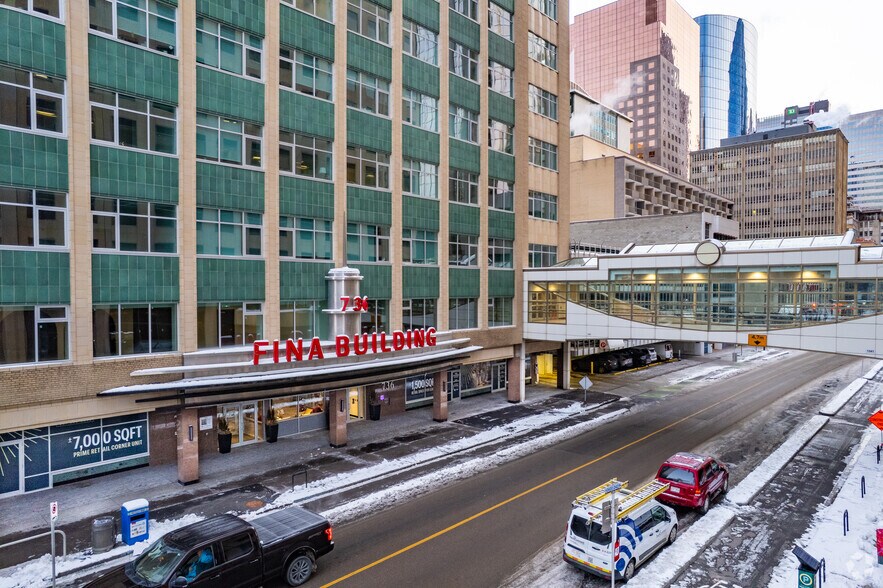More Photos Of 736 8 Av SW, Calgary Apartments For Lease