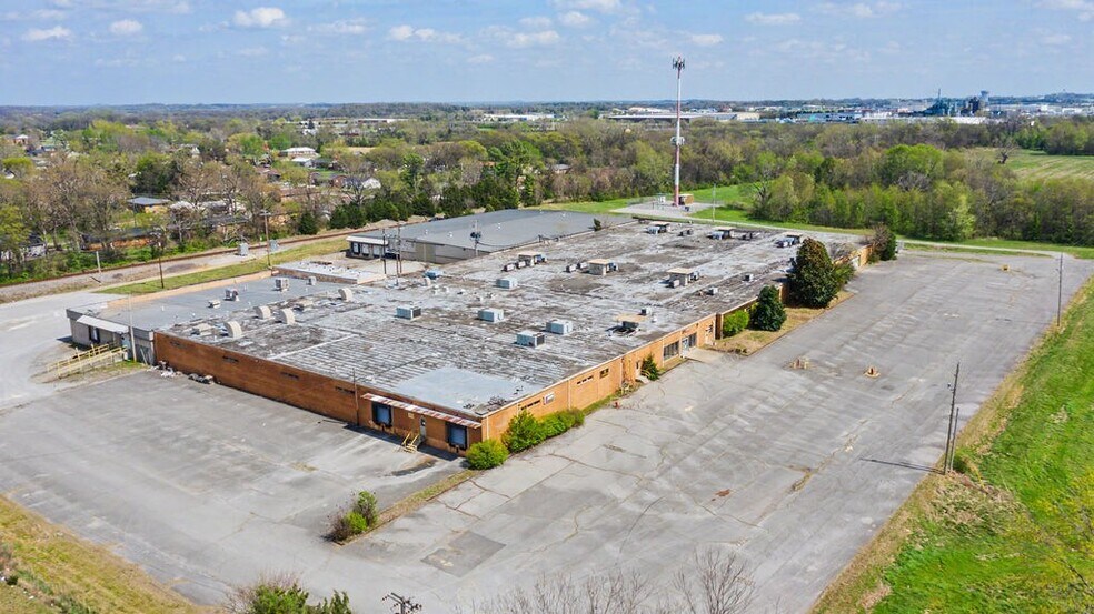 More Photos Of 1121 Skyline Dr, Hopkinsville Manufacturing For Sale