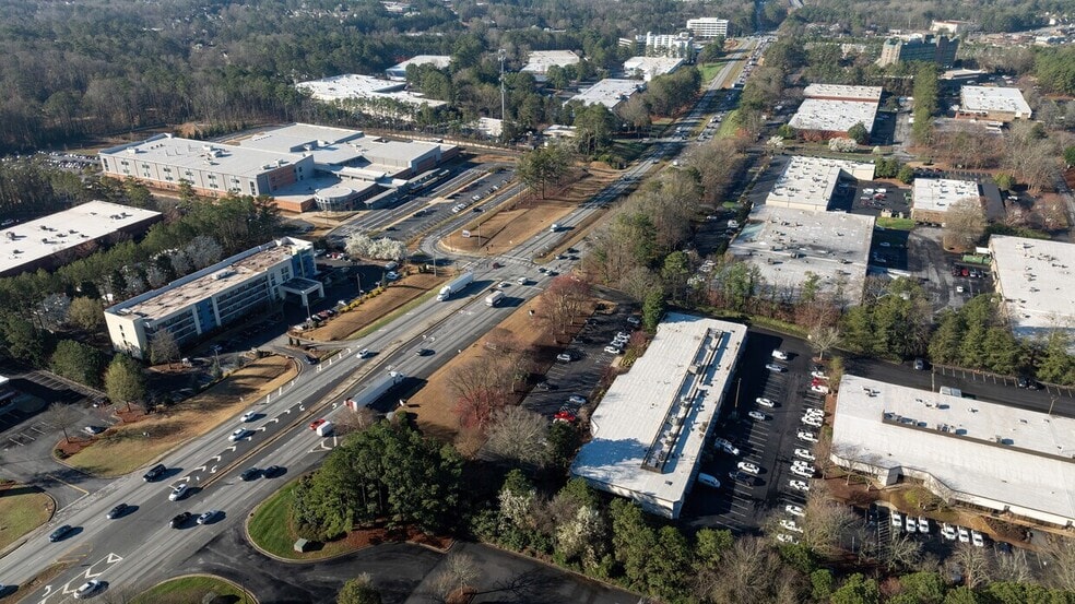 More Photos Of 5875 Peachtree Industrial Blvd, Norcross Unknown For Lease