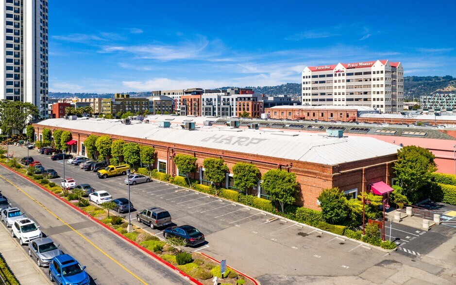 More Photos Of 5903-5909 Christie Ave, Emeryville Office For Sale
