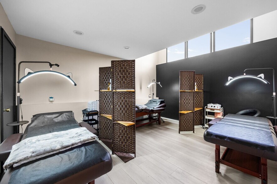 More Photos Of 630-640 S Glassell St, Orange Office For Sale