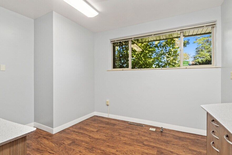 More Photos Of 2120 Logan Ave, Cheyenne Healthcare For Sale