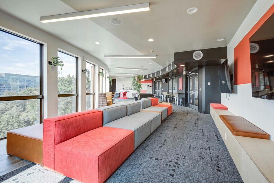 More Photos Of 8150 Baltimore Ave, College Park Apartments For Lease