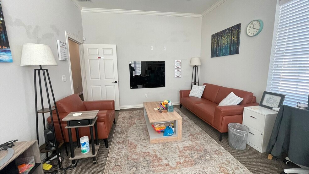 More Photos Of 8668 John Hickman Pky, Frisco Medical For Sale