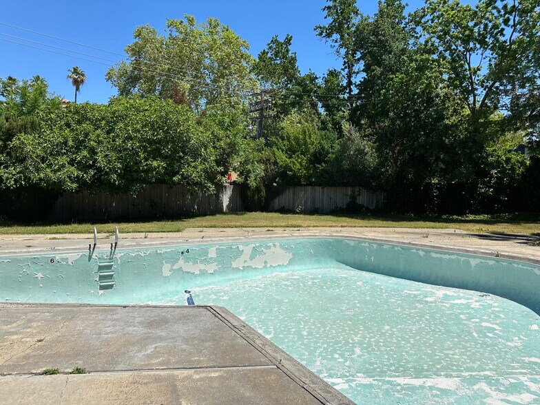 More Photos Of 834 Cathedral ct, Sacramento Land For Sale