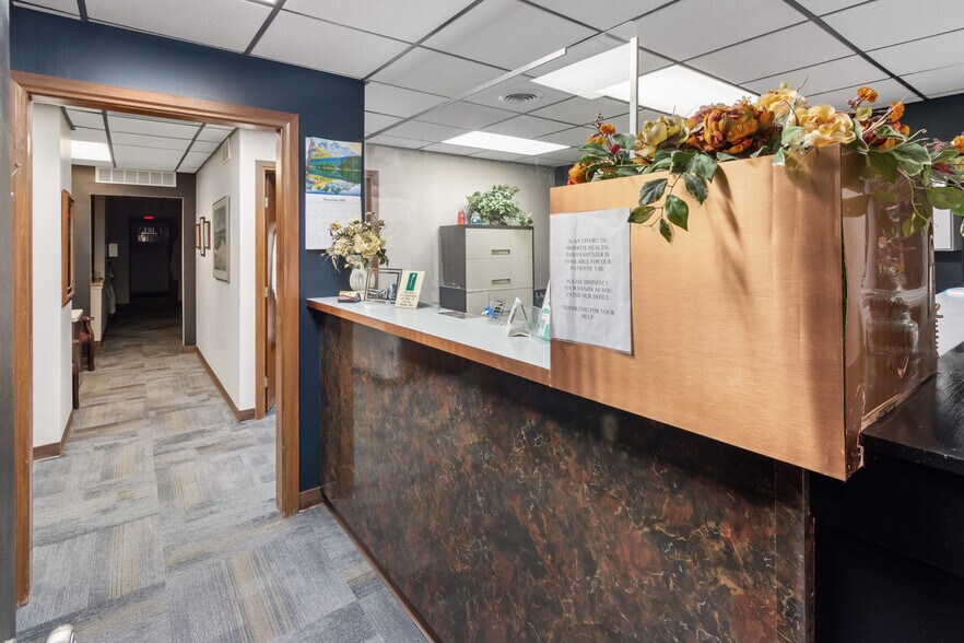 More Photos Of 5538 Philadelphia Dr, Dayton Medical For Sale