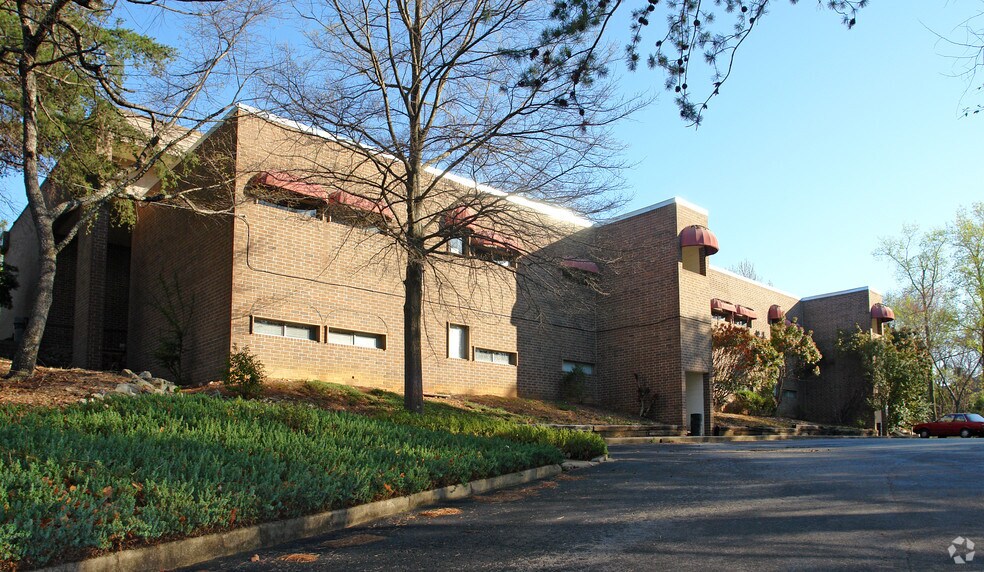More Photos Of 201 Beacon Pky W, Birmingham Office Residential For Lease
