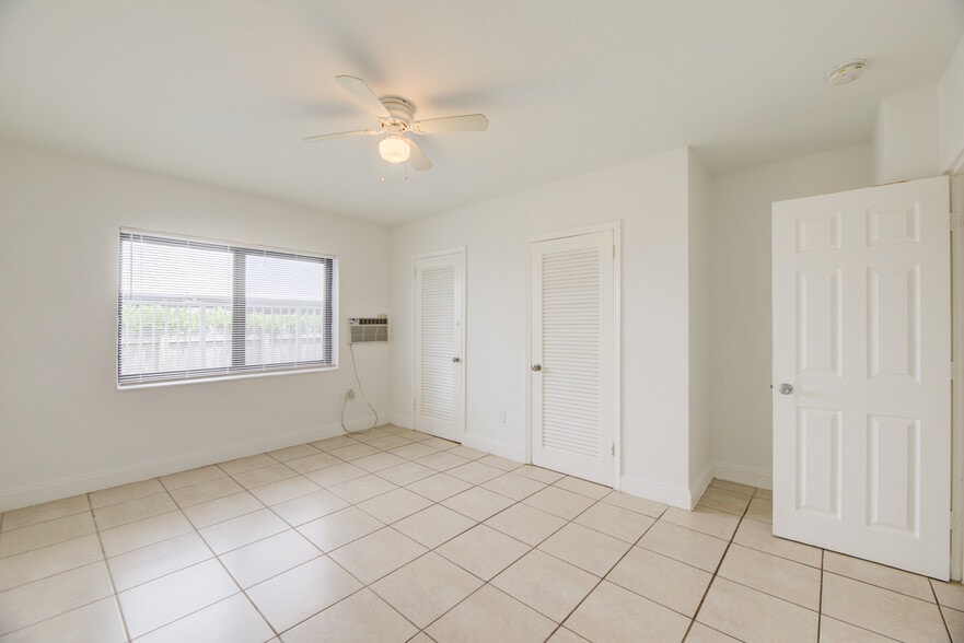 More Photos Of 1980 Biarritz Dr, Miami Beach Apartments For Sale