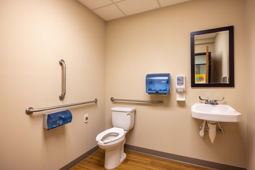 More Photos Of 609 Asheville Hwy, Sylva Medical For Lease