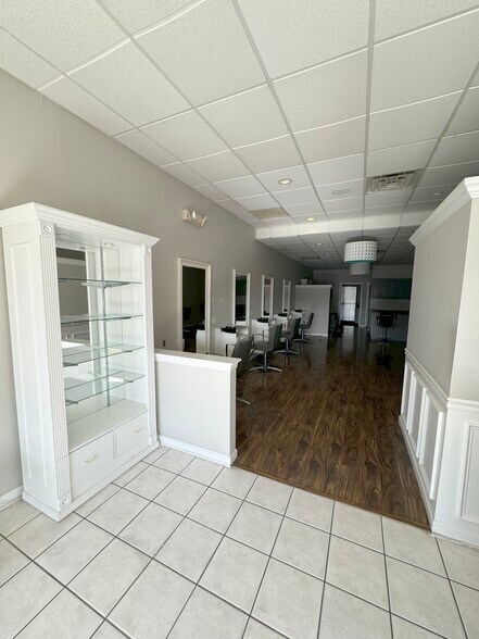 More Photos Of 886-888 W Bay Ave, Barnegat General Retail For Lease