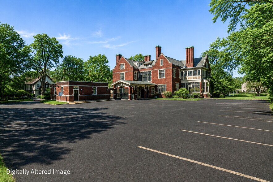 More Photos Of 935 East Ave, Rochester Office For Sale
