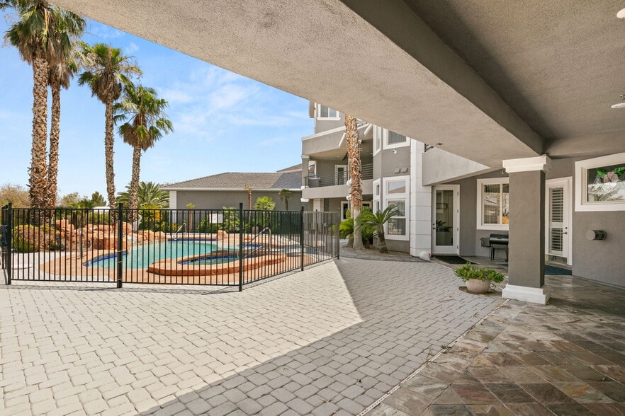 More Photos Of 5930 N El Capitan Way, Las Vegas Assisted Living For Sale