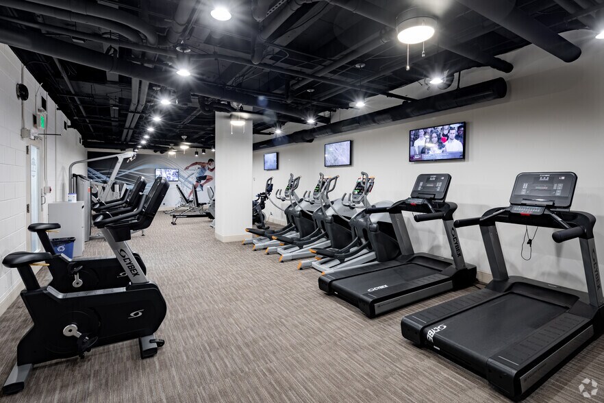 More Photos Of 260 Peachtree St NW, Atlanta Office For Lease