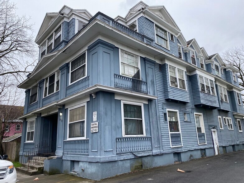 More Photos Of 38 S Main Ave, Albany Multifamily For Sale